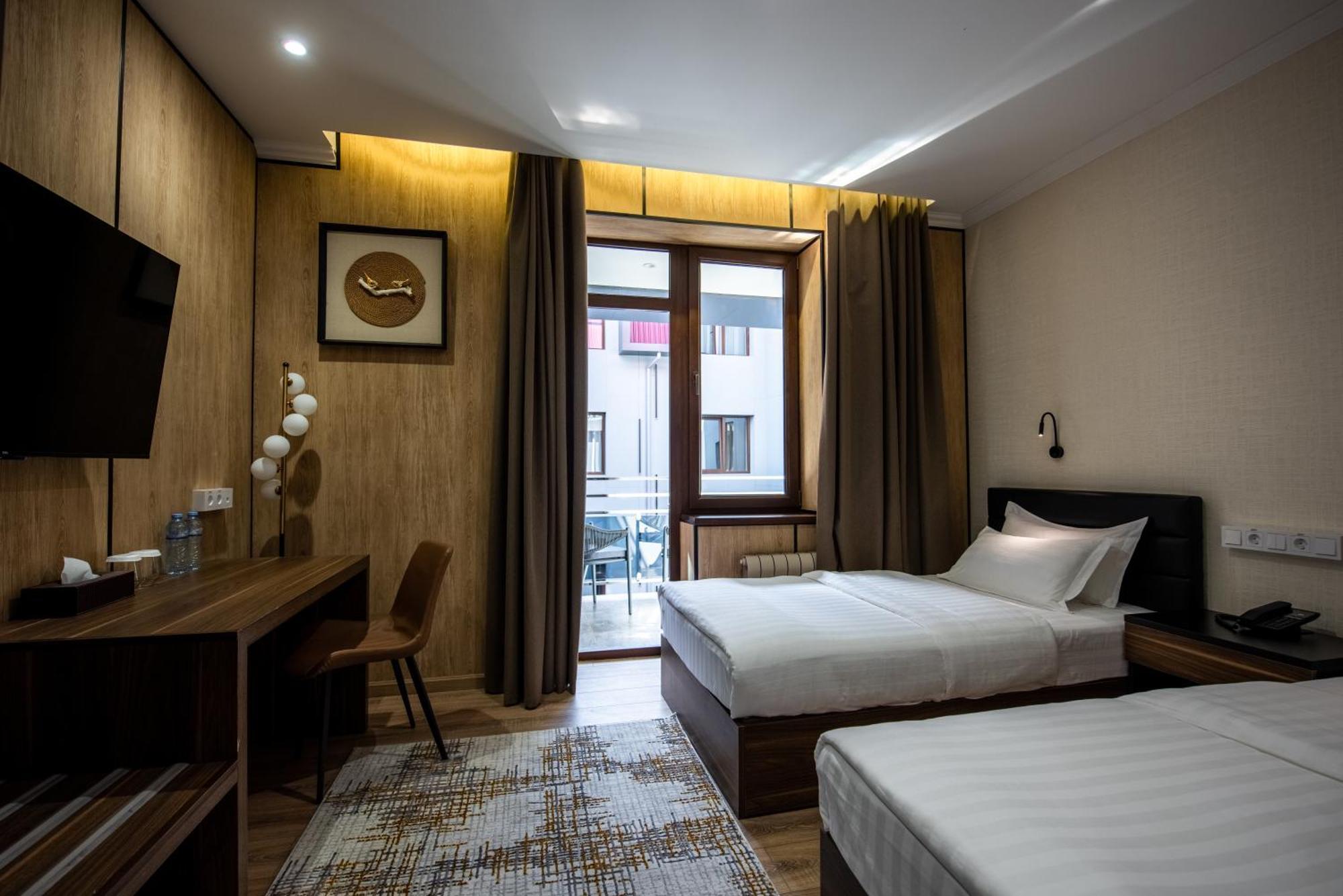 Silk Road Premium Hotel ทาชเคนต์ ภายนอก รูปภาพ